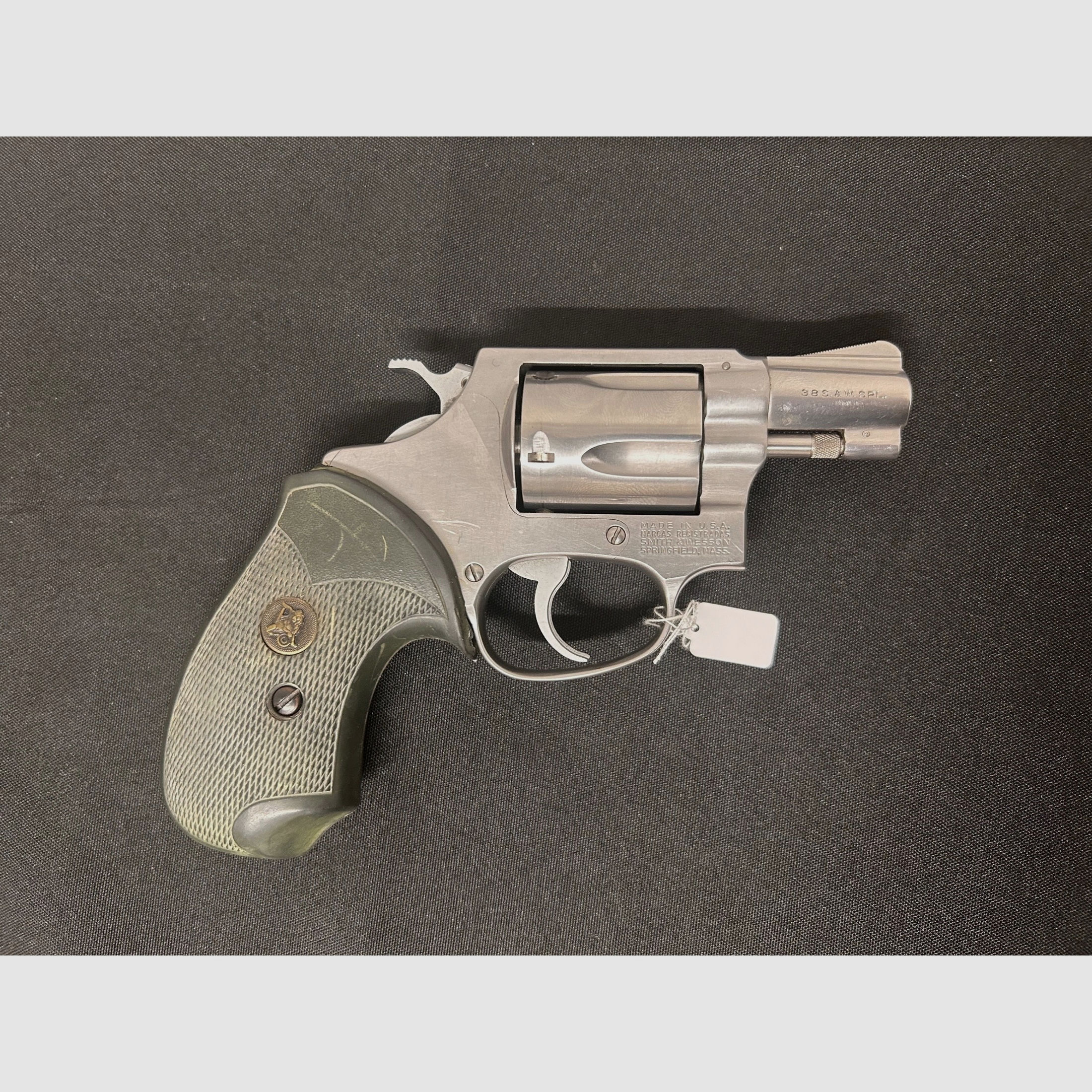Smith u. Wesson Revolver Kaliber .38spez. .38 stainless 
