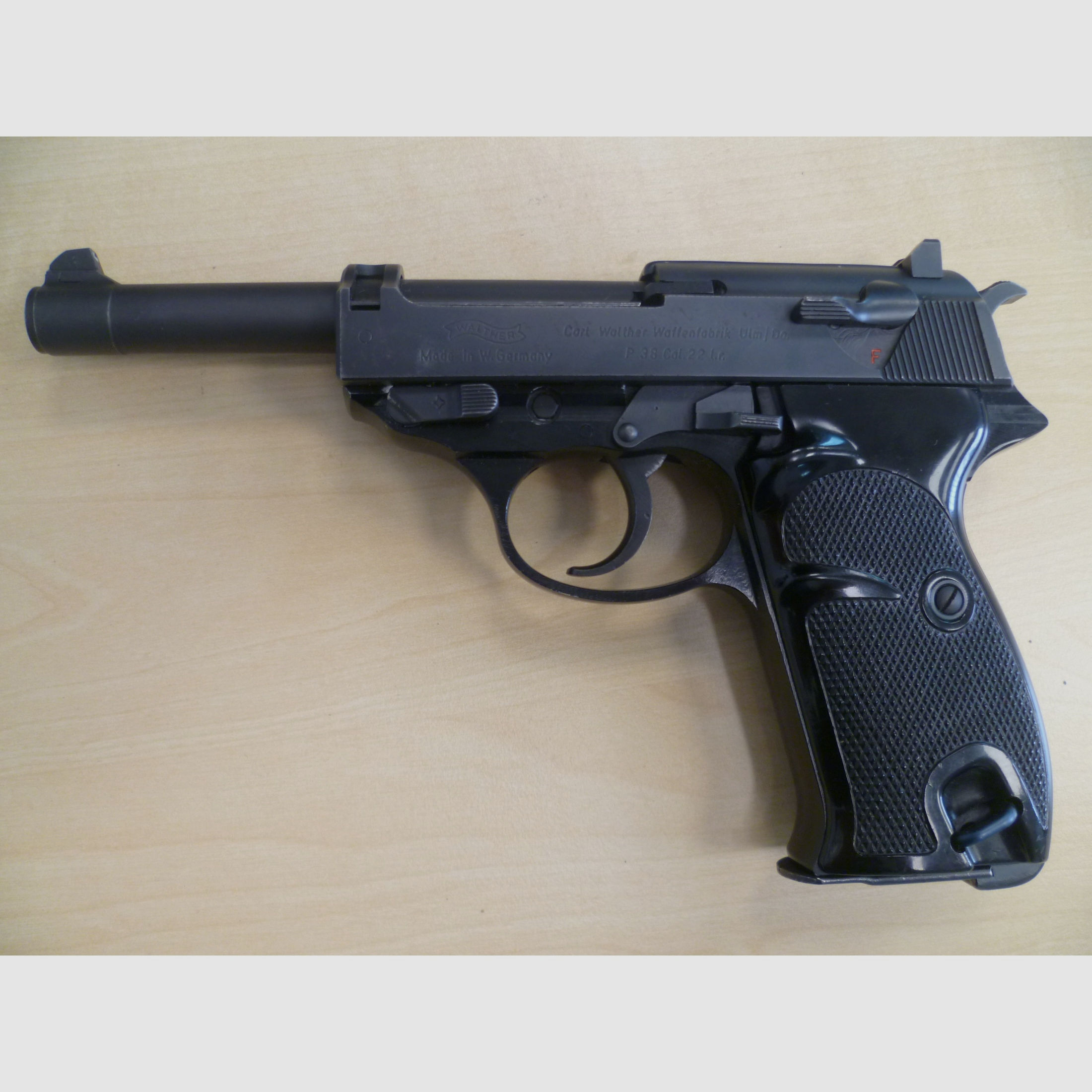 Pistole Walther P38 - .22lr.