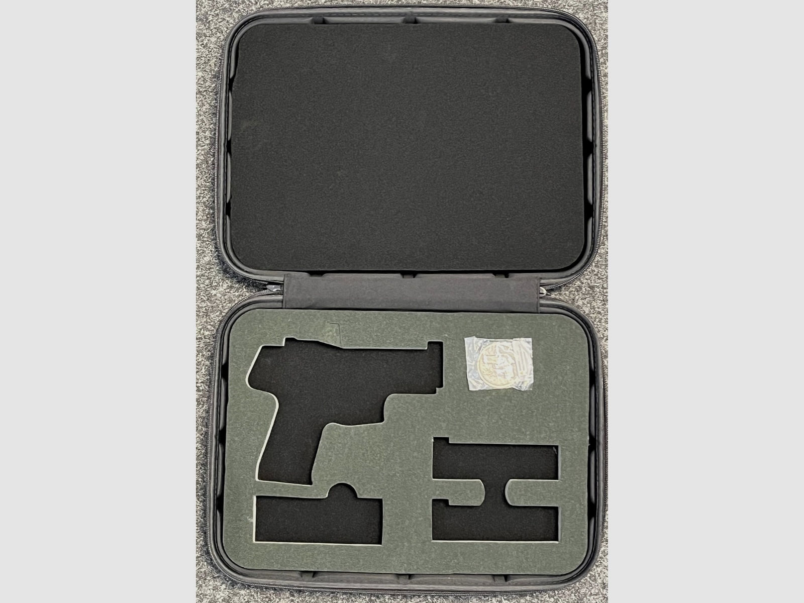 Sig Sauer P229 Legion Pistol Case / Pistolenkoffer - EINZELSTÜCK inkl. Legion Coin 229 / NEU