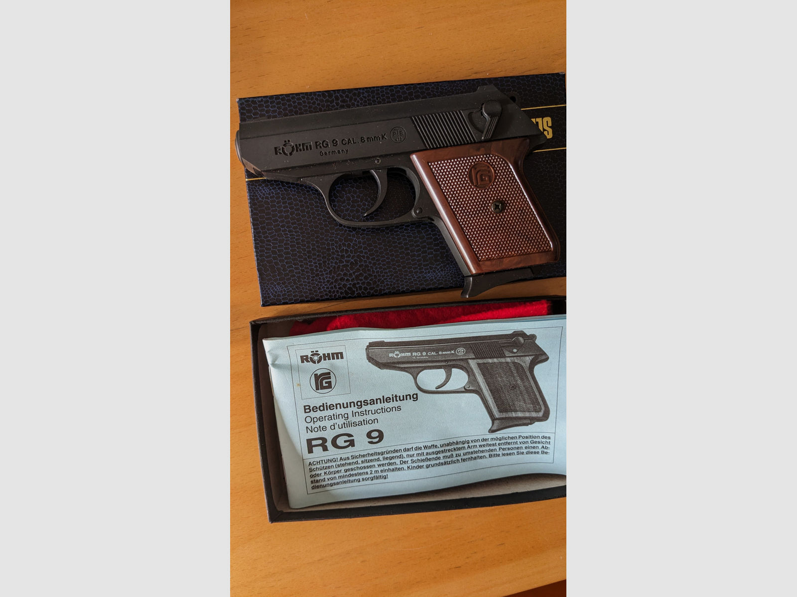 *NEU* Röhm RG 9, 8mm Knall, Sammlerpistole, zzgl. 4 Schuss Knallmunition, PTB 413 