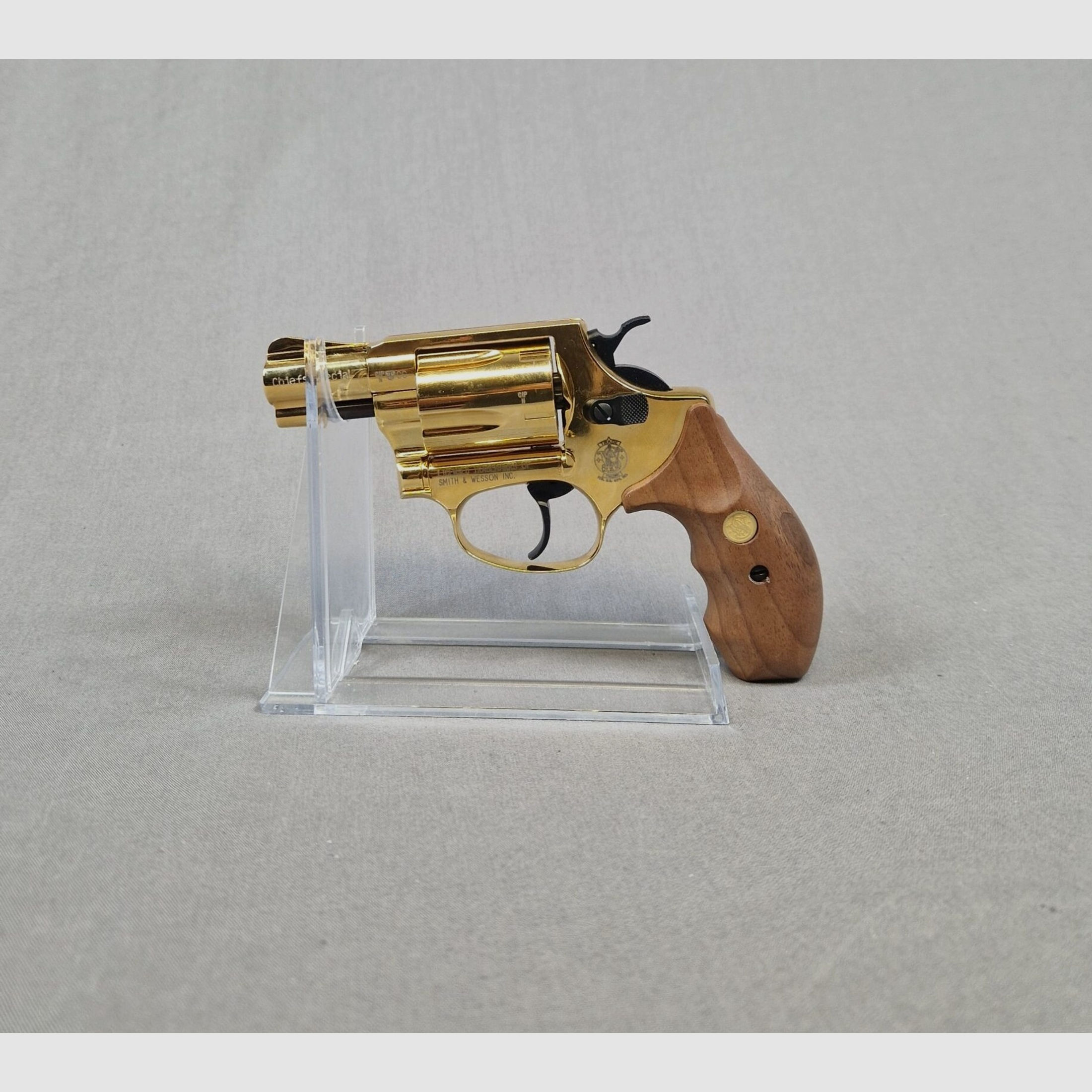Smith & Wesson Chiefs Special Gold 