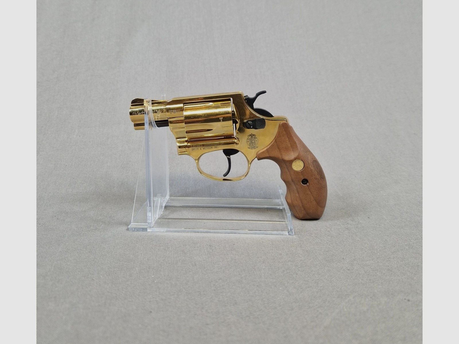 Smith & Wesson Chiefs Special Gold 