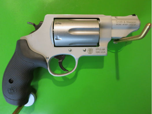 Smith&Wesson Governor, Kaliber .410 2 1/2", .45 ACP, .45 Colt -nur für Jäger    #20