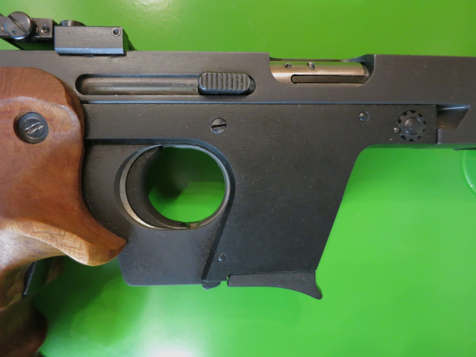 Sport-Pistole Walther GSP Kaliber .22lr, Sport-Griff, weltweit beliebteste Sportpistole +Laufgewicht      #77