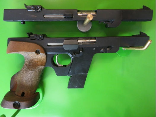 Sport-Pistole Walther GSP Kaliber .32 SW long, Sport-Griff + Wechselsystem .22lr      #14+15