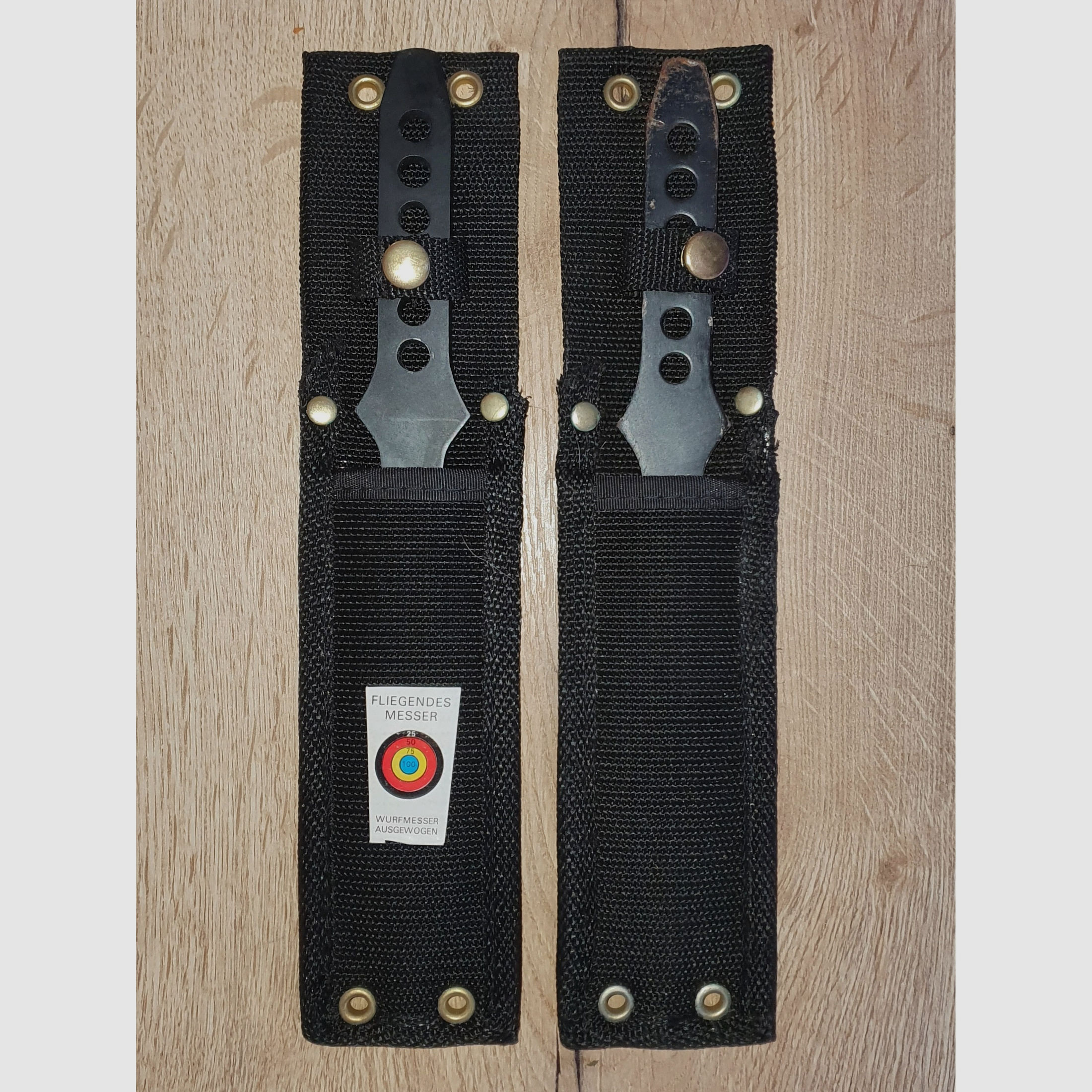 Zwei schwere Wurfmesser mit 26 cm Länge von Herbertz